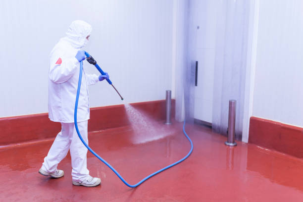 Best Gas Station Cleaning  in Beeville, TX